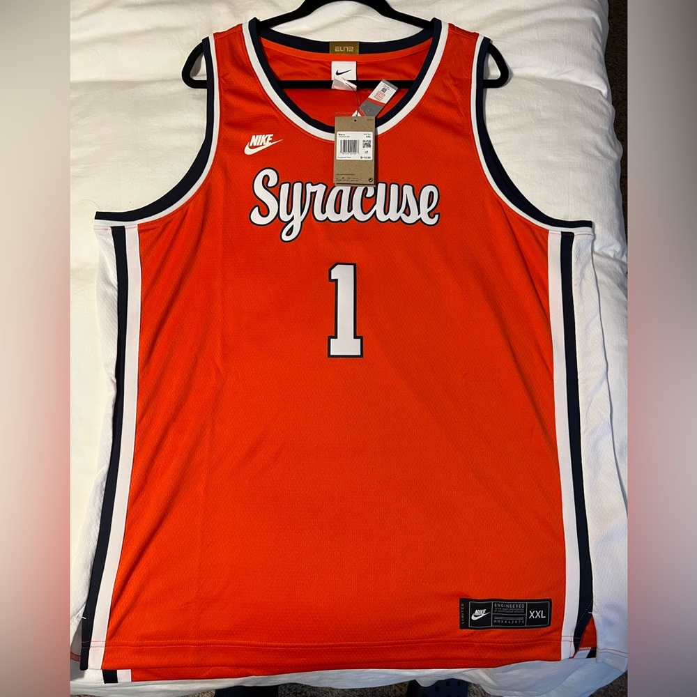 BNWT Nike Syracuse University Basketball Jersey🏀